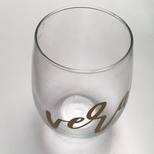 Wine glass with Vera inscription.